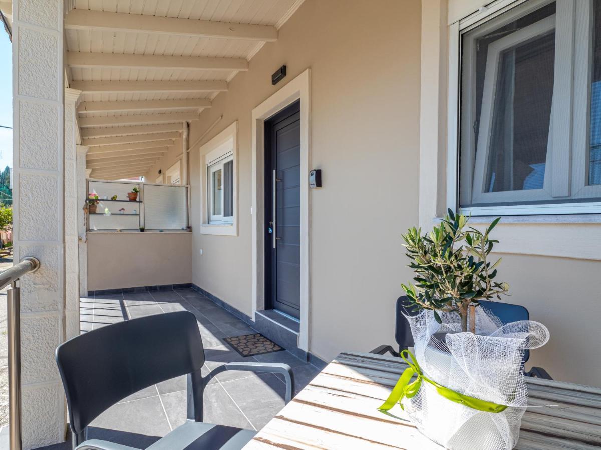 M&K - Maria'S Stylish Apartment Near Alykes Beach Corfu  Exteriér fotografie