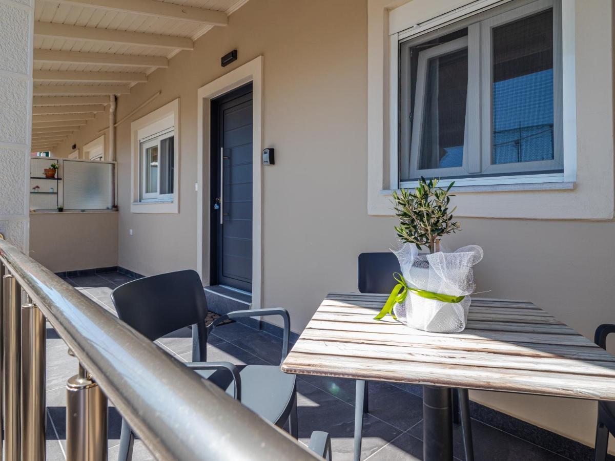 M&K - Maria'S Stylish Apartment Near Alykes Beach Corfu  Exteriér fotografie